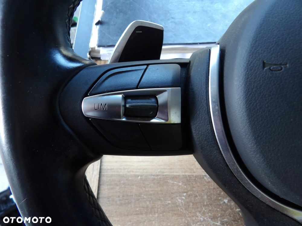 BMW - F20 - KIEROWNICA MULTIFUNKCYJNA - ŁOPATKI -  M PAKIET - 2