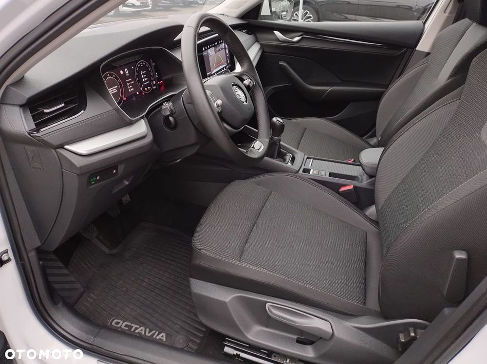 Skoda Octavia 1.5 TSI Selection - 10