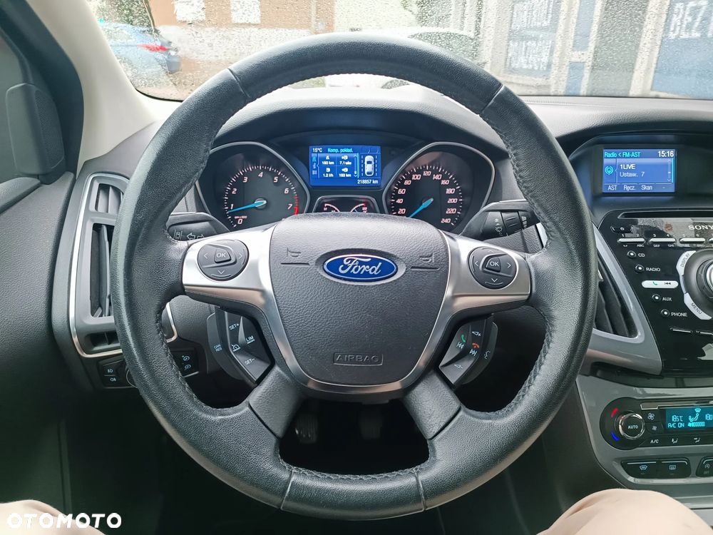Ford Focus 1.6 EcoBoost Titanium - 15