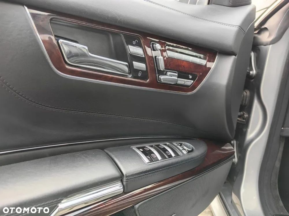 Mercedes-Benz CL 500 4-Matic BlueEff - 20