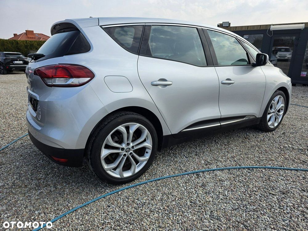 Renault Scenic - 6