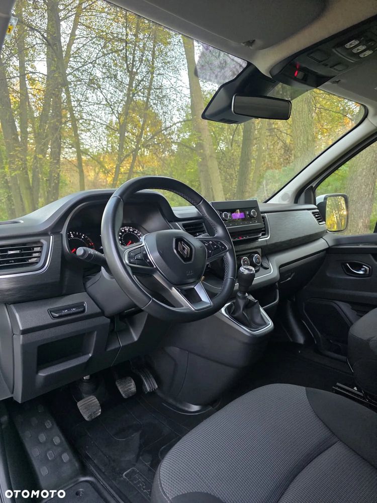 Renault Trafic - 14