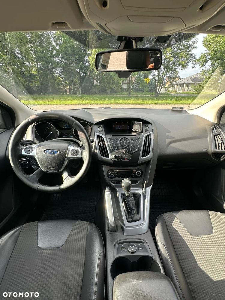 Ford Focus 1.6 Titanium - 13