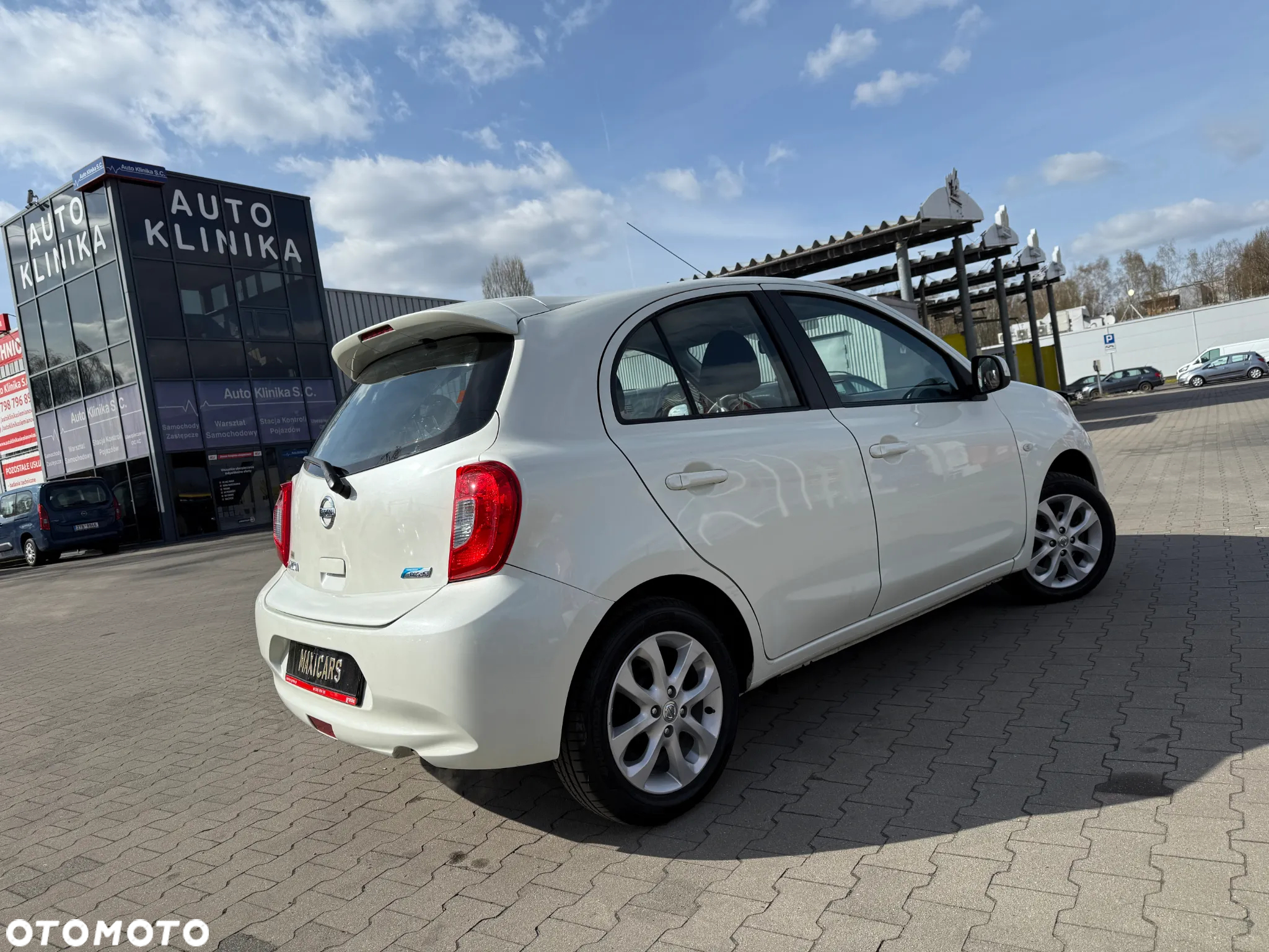 Nissan Micra 1.2 DIG-S Tekna - 10