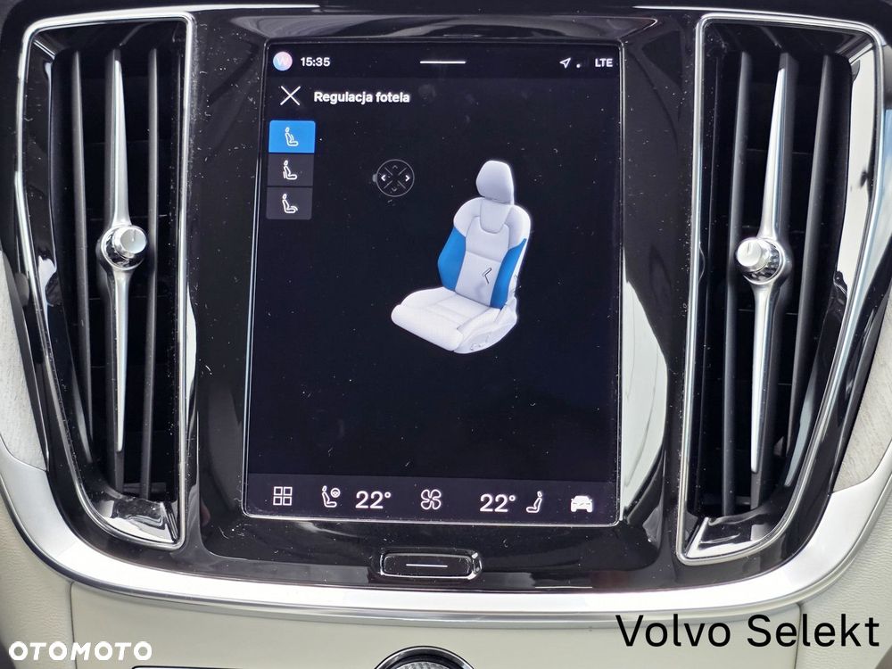Volvo V60 Cross Country - 31