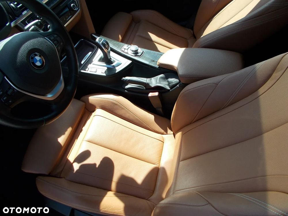 BMW 3GT 320i Sport-Aut Luxury Line - 18