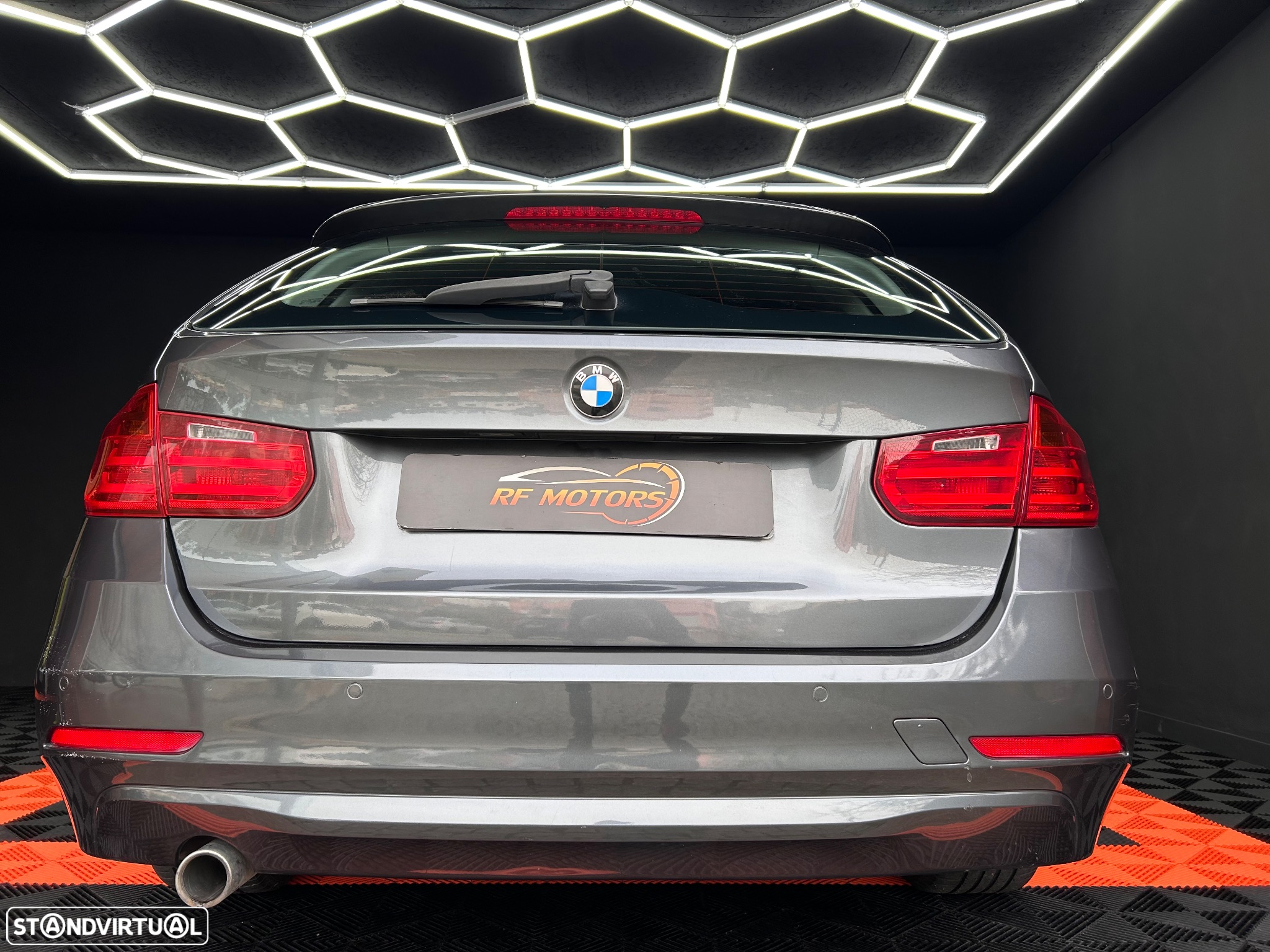 BMW 318 d Touring Navigation - 26