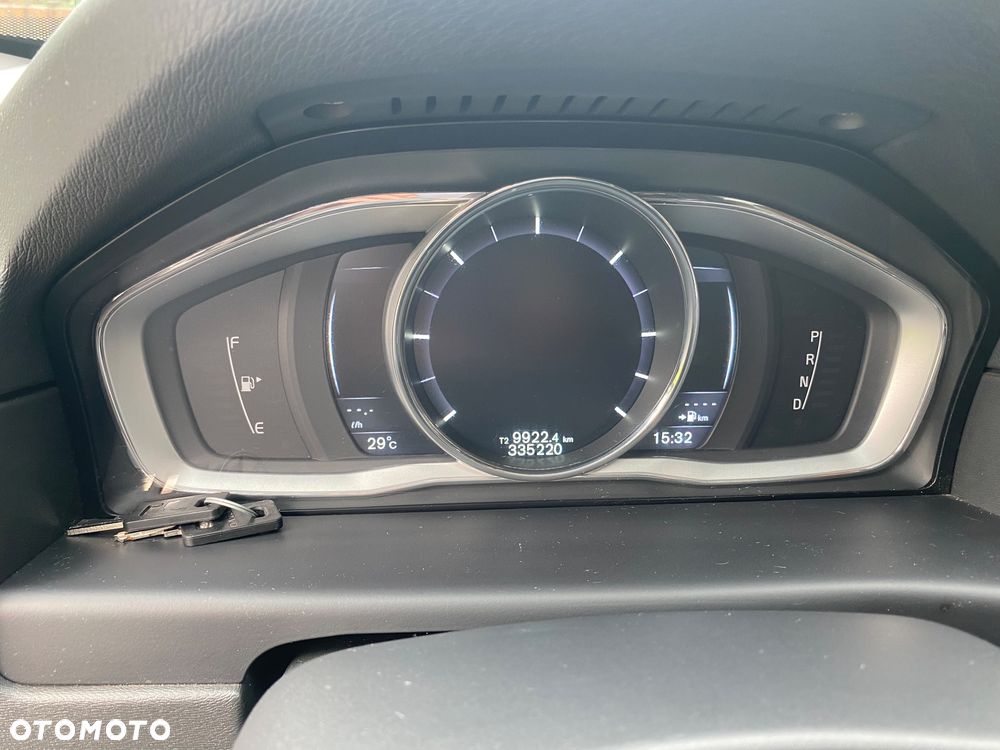 Volvo XC 70 D5 AWD Summum - 6