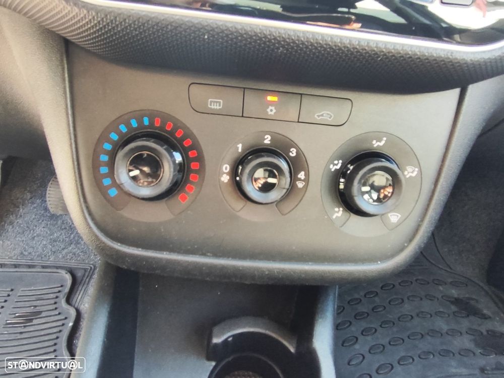 Fiat Punto 1.3 M-Jet Easy S&S - 16