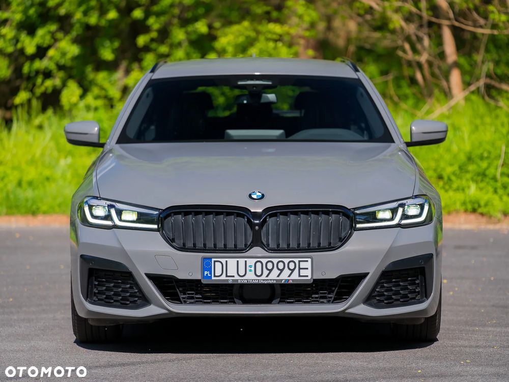 BMW Seria 5 540d xDrive mHEV M Sport sport - 8