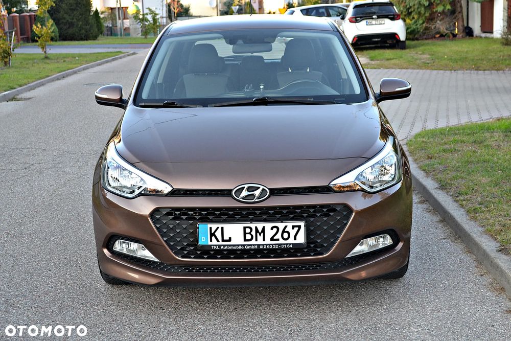 Hyundai i20 1.2 Trend - 20