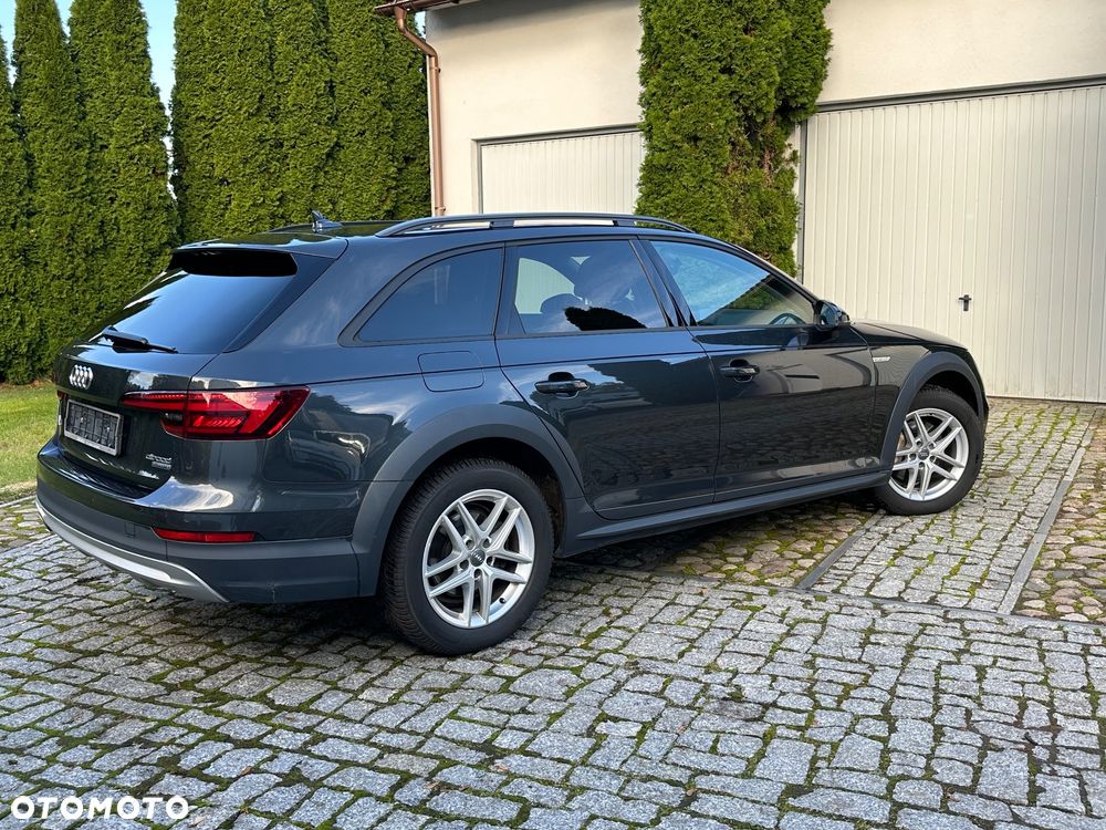 Audi A4 Allroad 2.0 TDI Quattro - 29