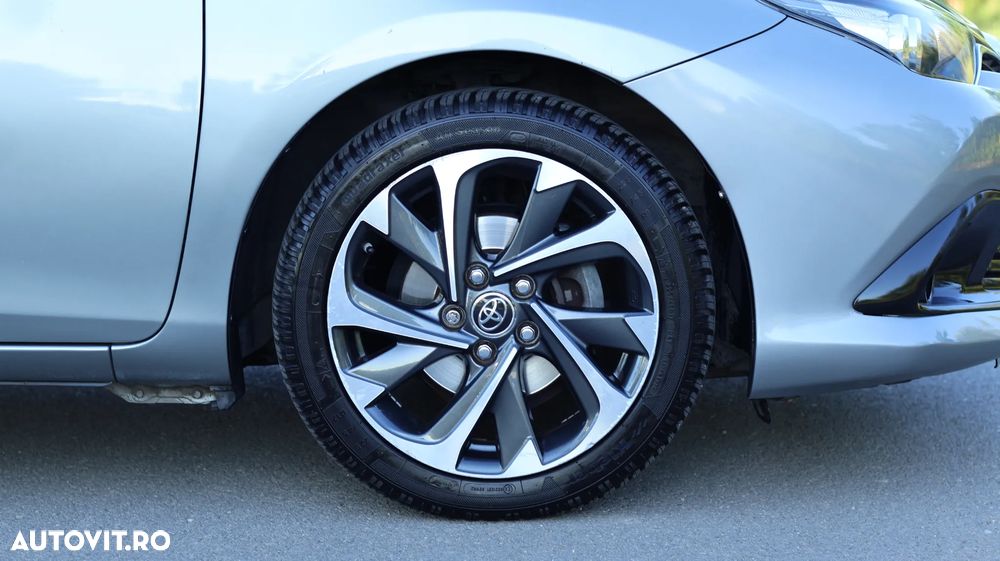 Toyota Auris - 34