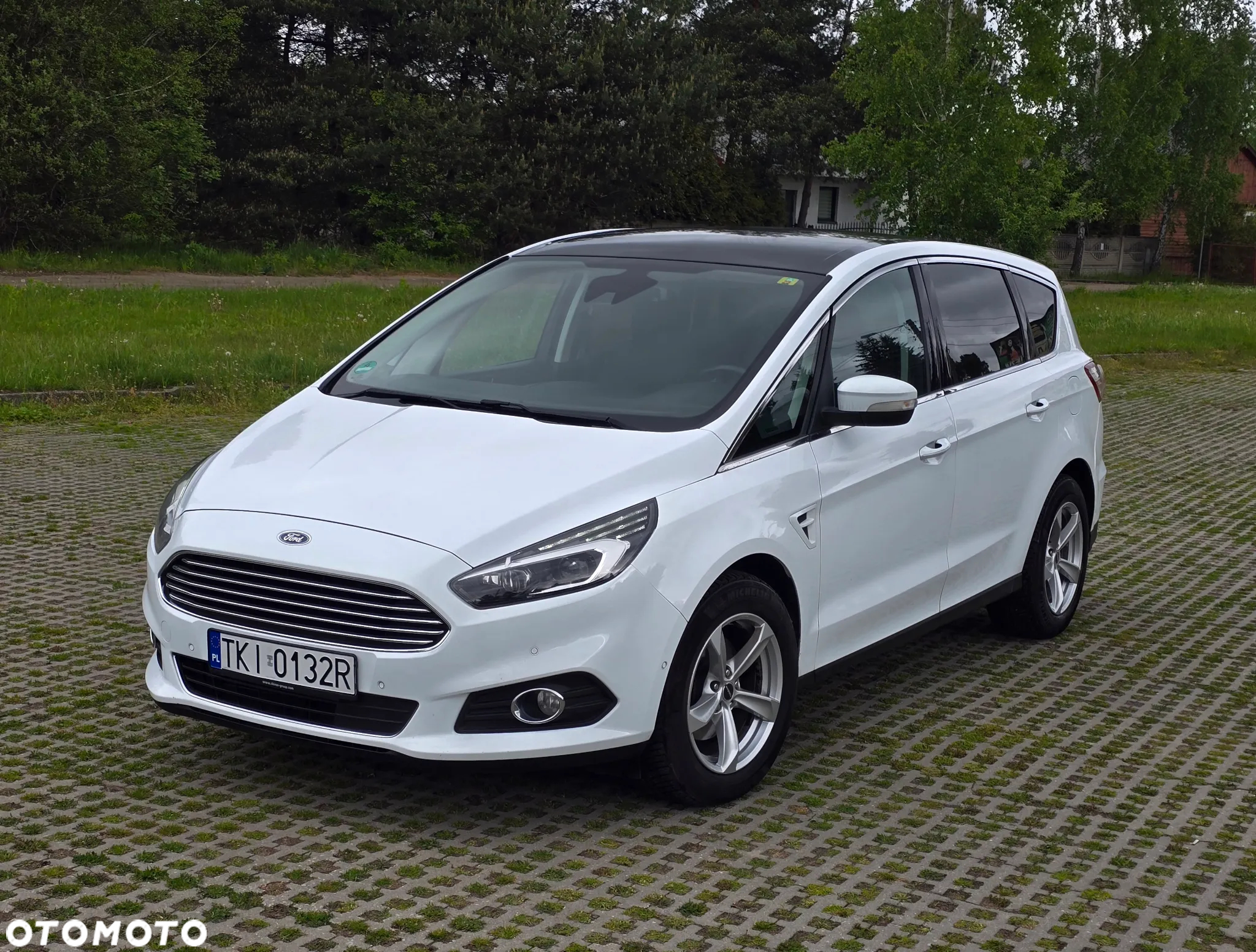 Ford S-Max 2.0 TDCi Titanium PowerShift - 2