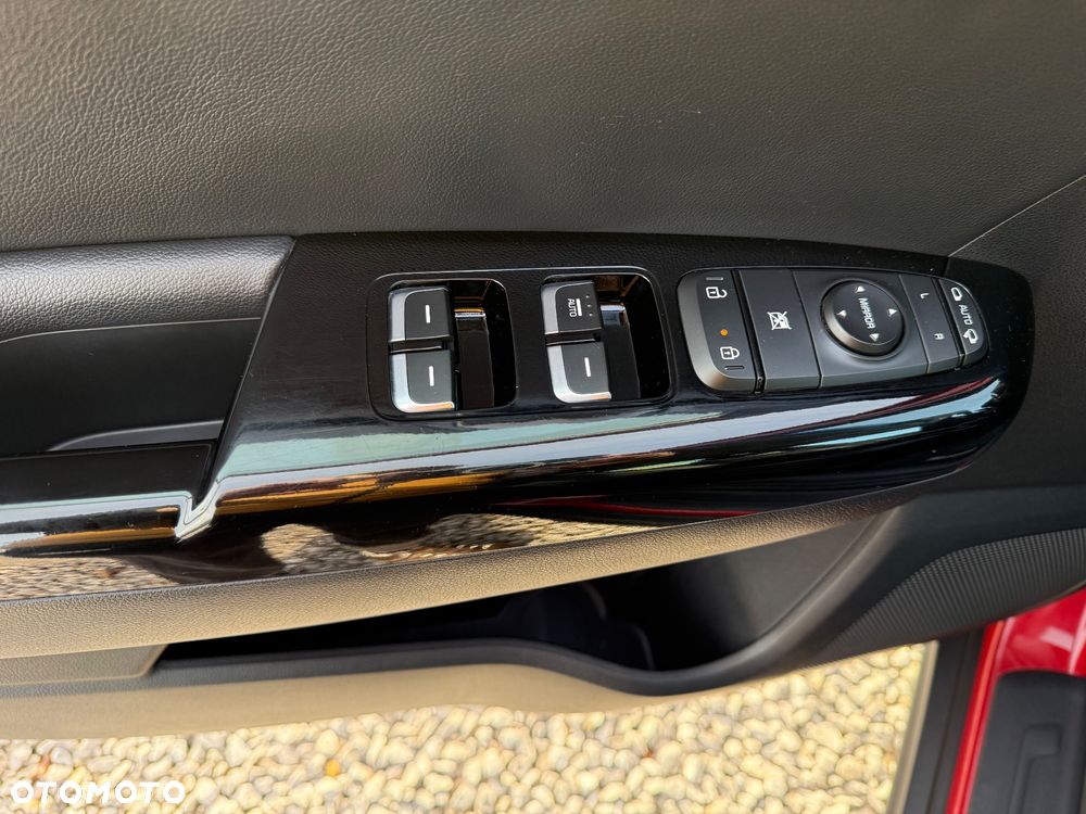 Kia Sportage 1.6 GDI 2WD Attract - 24