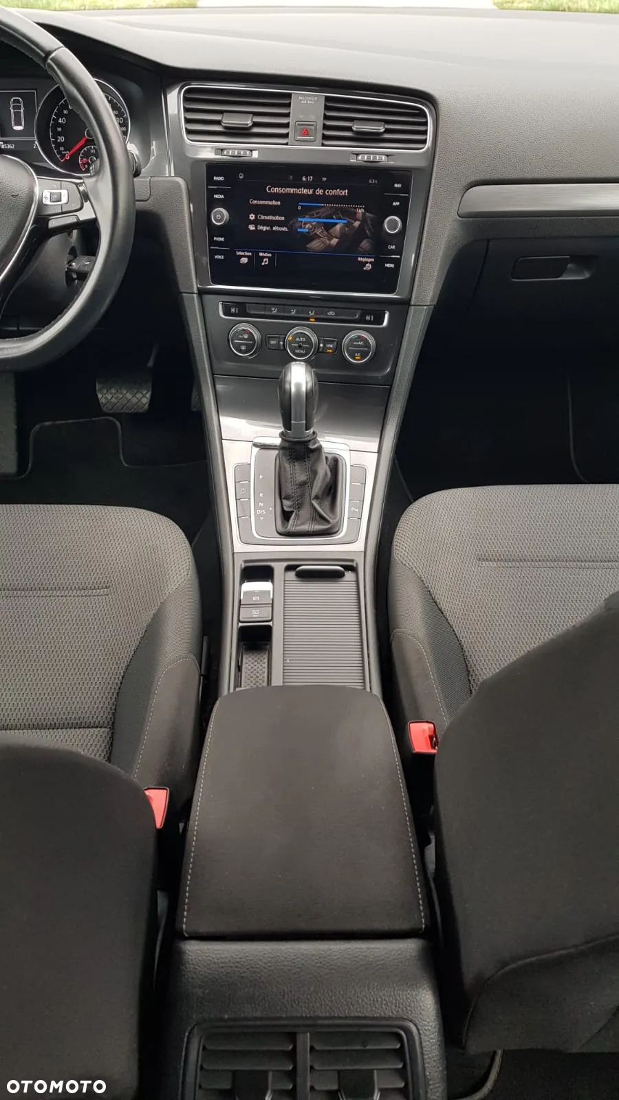 Volkswagen Golf - 17