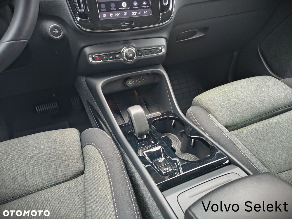 Volvo XC 40 - 29