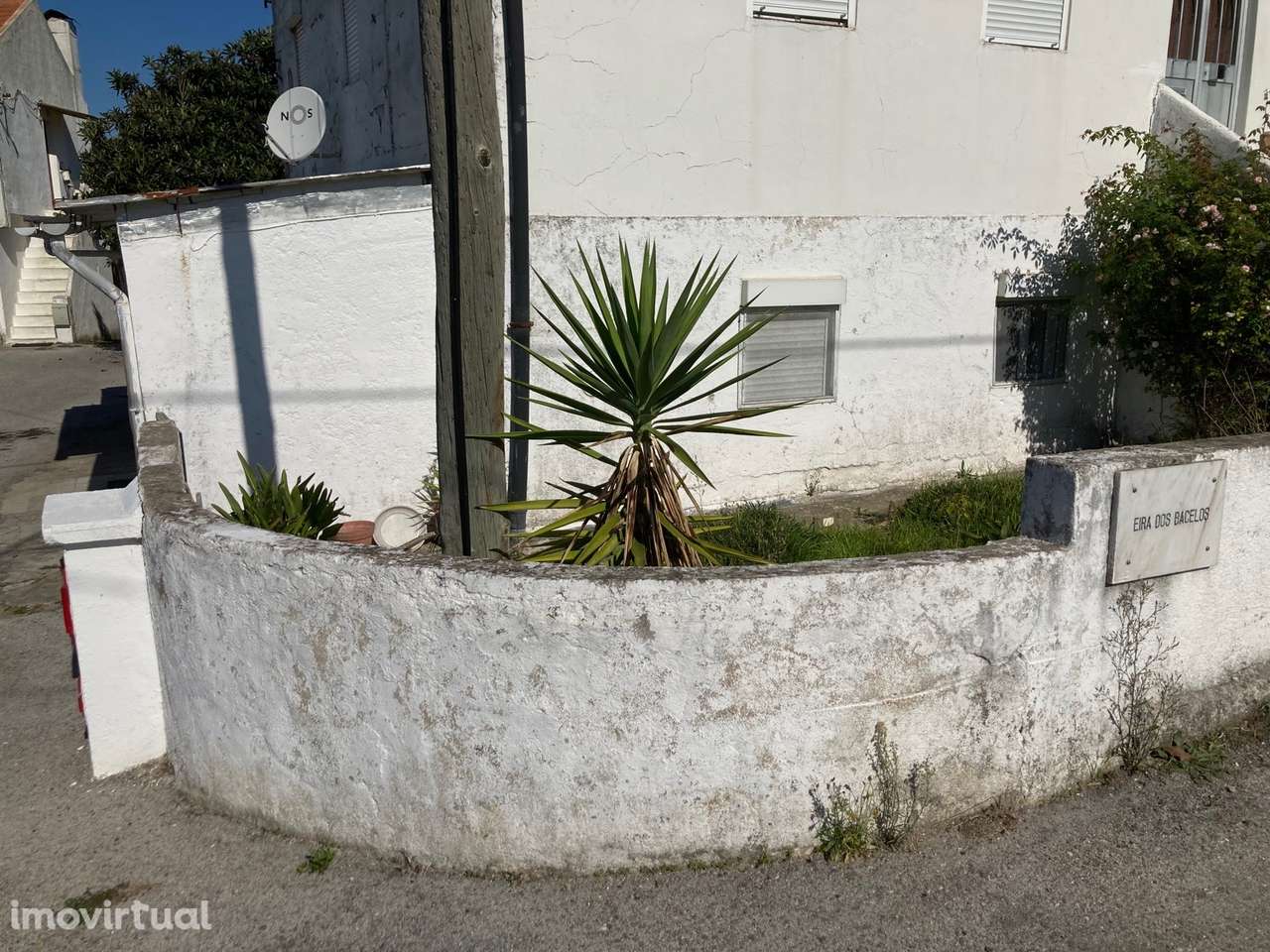 R/C de moradia com logradouro - Grande imagem: 2/13