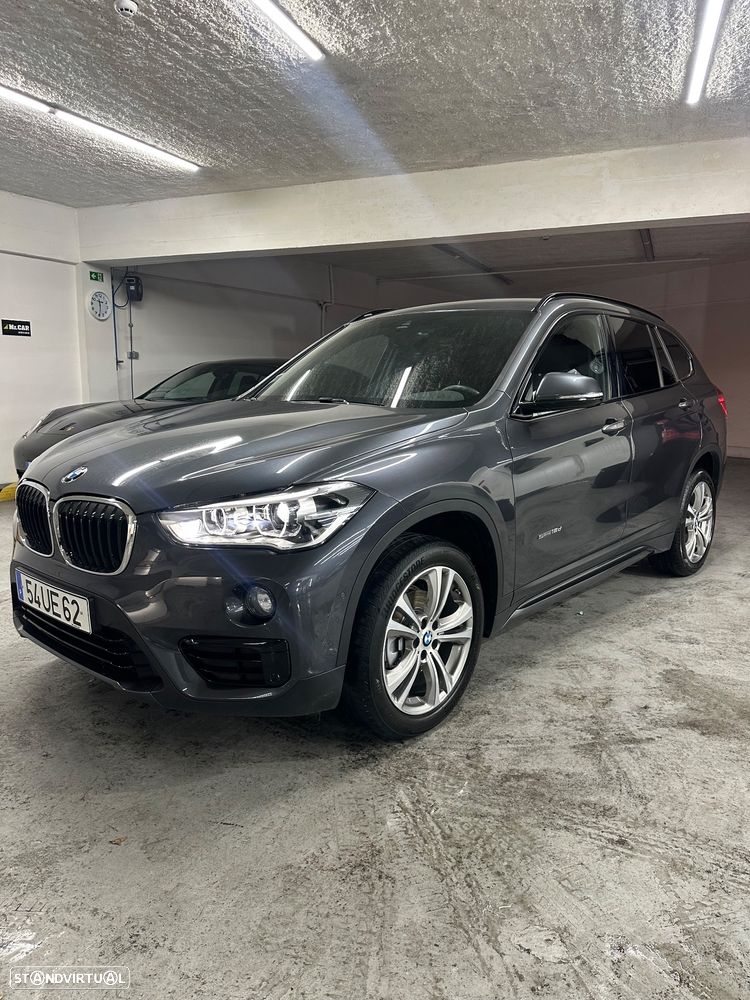BMW X1 18 d sDrive Auto Line Sport - 17