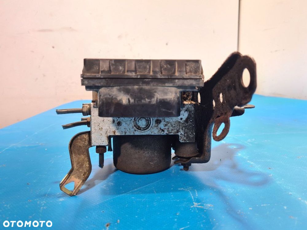 POMPA ABS  89541-52230 TOYOTA YARIS I D4D 1.4 - 4