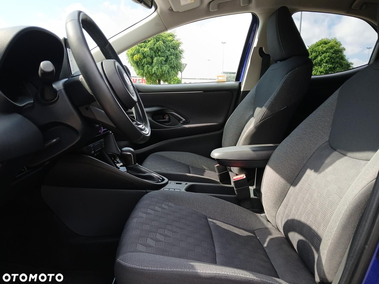 Toyota Yaris Hybrid 1.5 Style - 18