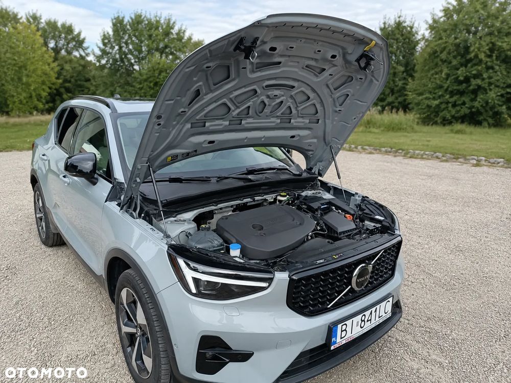 Volvo XC 40 B5 AWD Ultimate Dark - 2