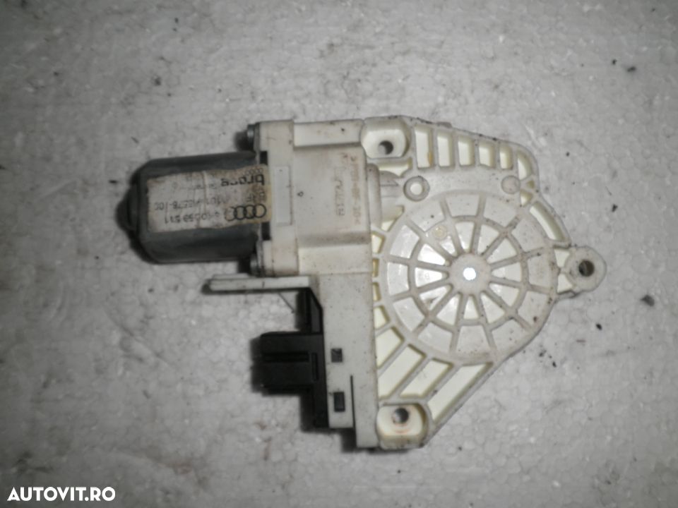 Motoras Macara Geam Stanga Spate Audi Q5 966608100 - 2