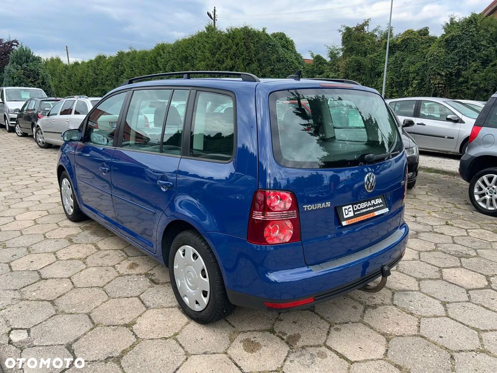 Volkswagen Touran 1.4 TSI DSG Highline - 3
