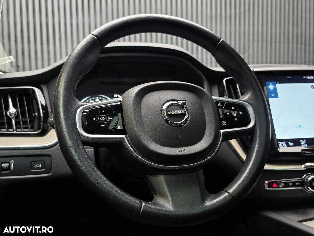 Volvo XC 60 B4 D AWD Geartronic Inscription - 11