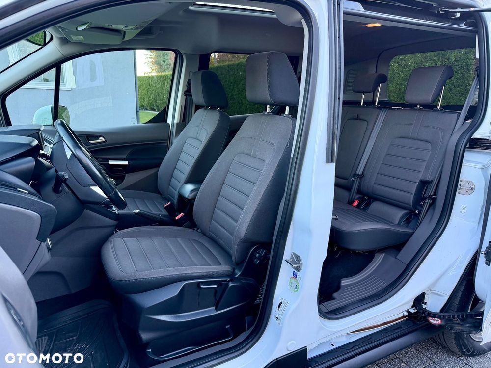 Ford Tourneo Connect 1.5 TDCi Titanium - 10