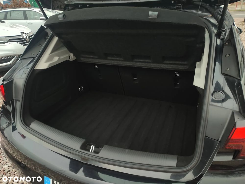 Opel Astra 1.4 Turbo Business - 20