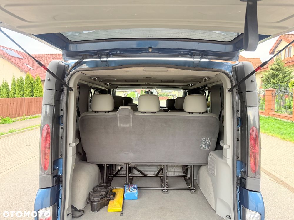 Renault Trafic - 18