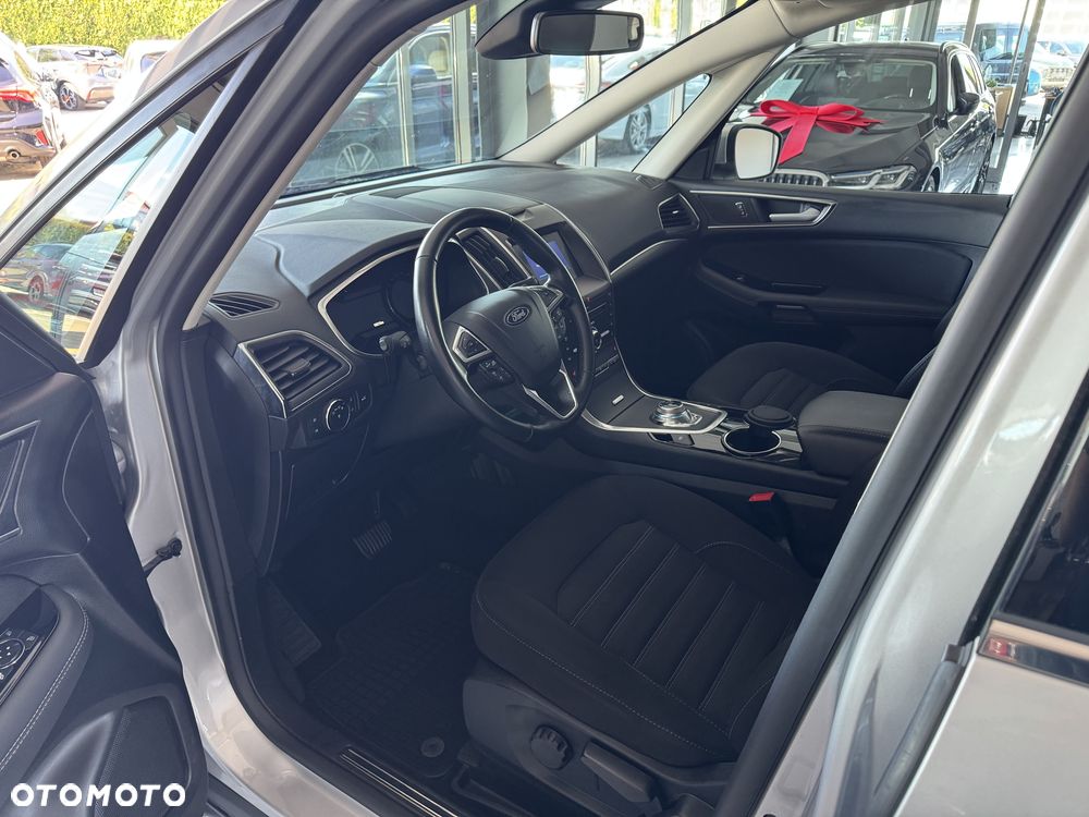 Ford Galaxy - 22