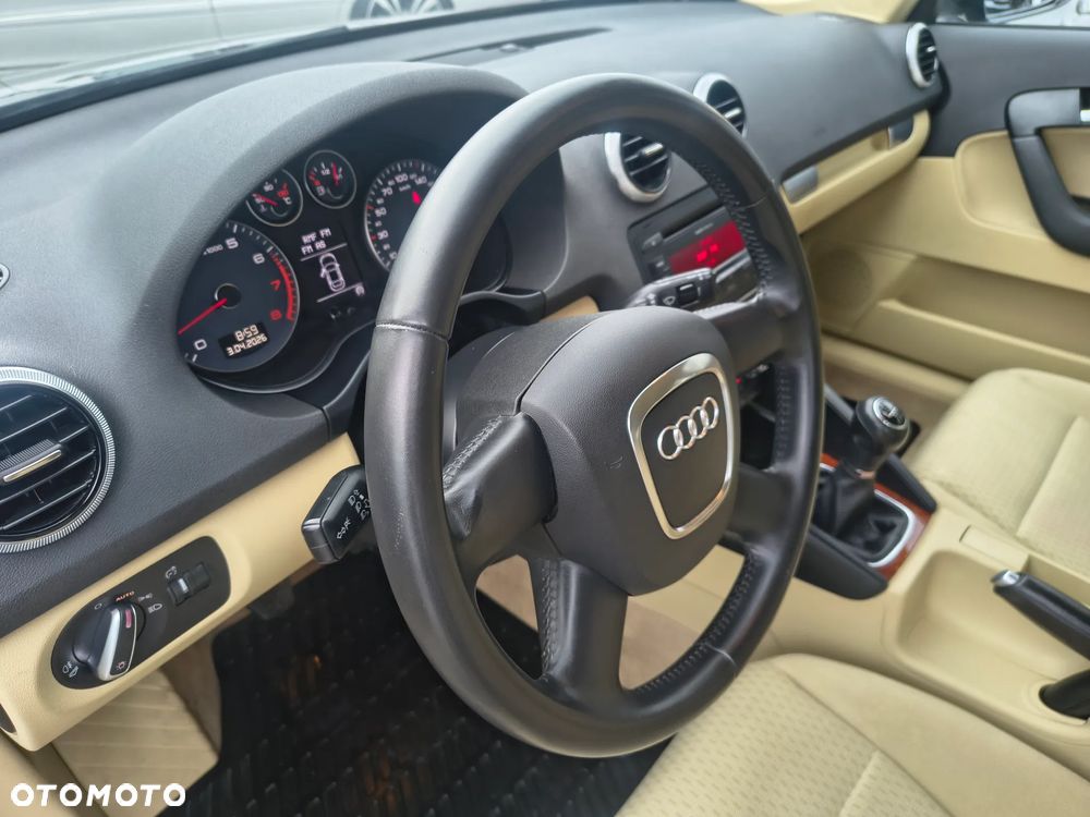 Audi A3 Sportback 1.2 TFSI Ambition - 24