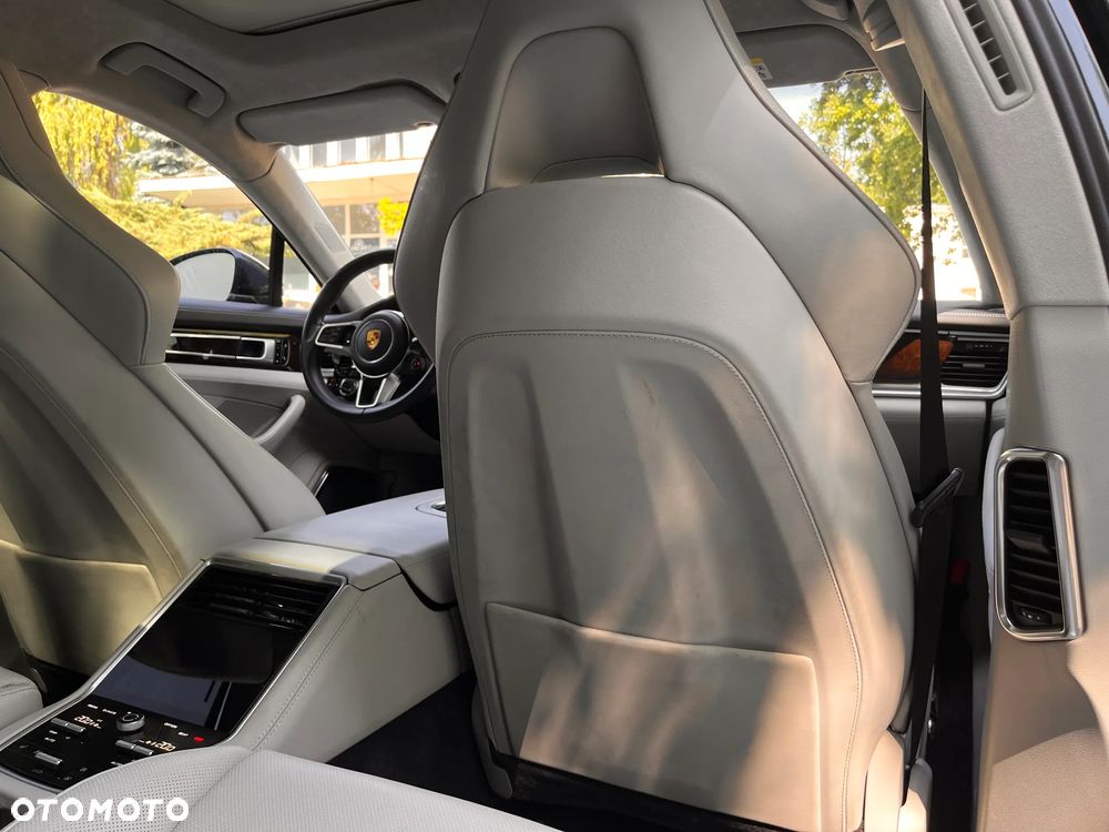 Porsche Panamera Turbo S - 13