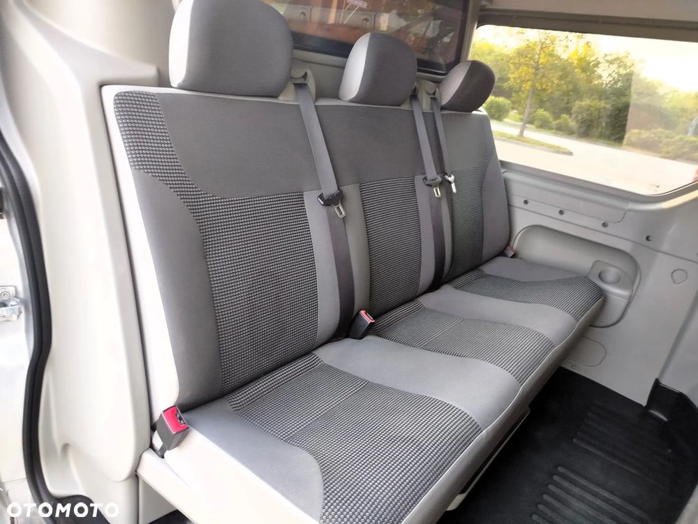 Opel Vivaro - 17