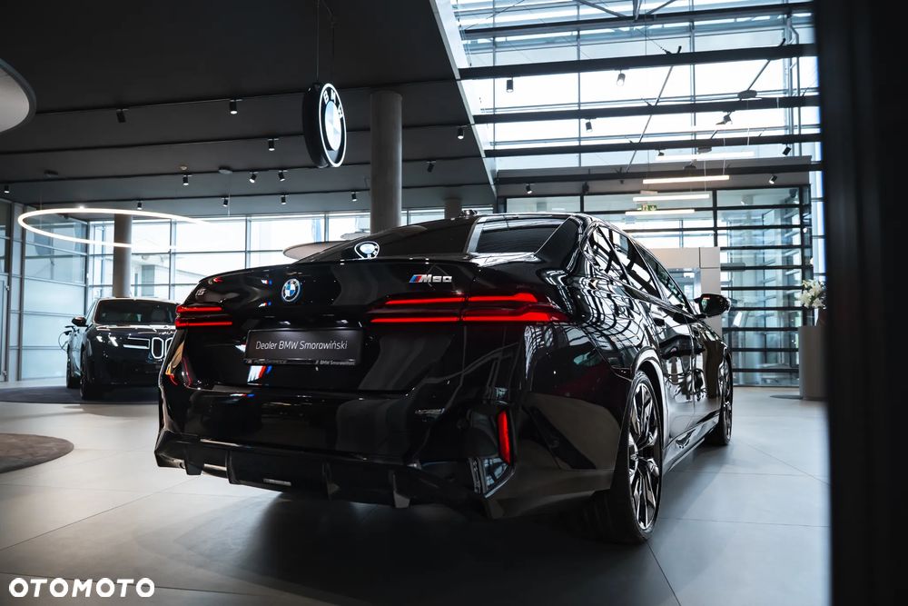 BMW i5 83.9kWh M60 xDrive - 3