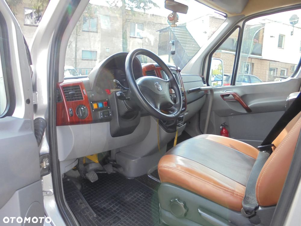 Volkswagen CRAFTER - 9