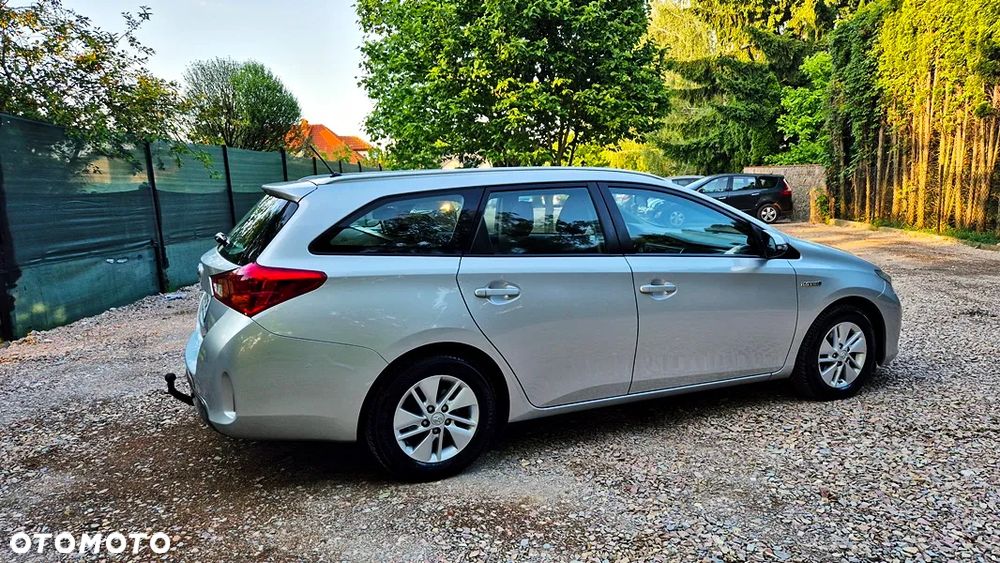 Toyota Auris 1.8 HSD Luna - 13