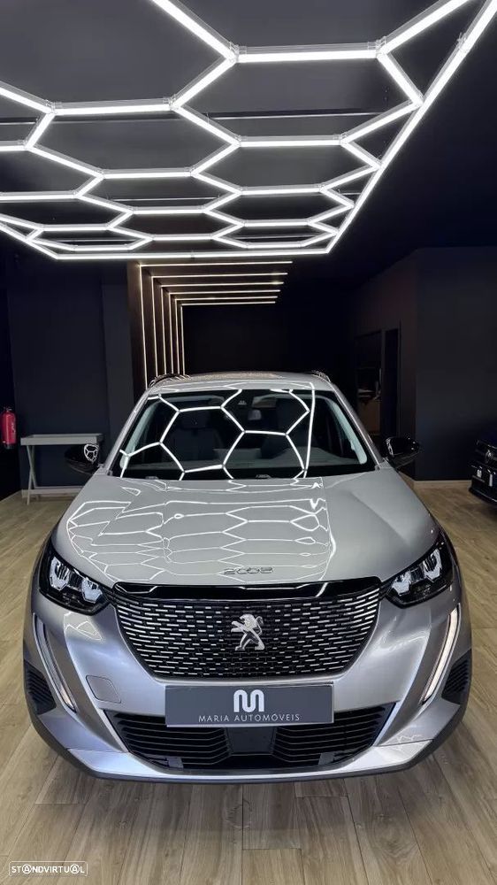 Peugeot 2008 1.2 PureTech Allure Pack - 11