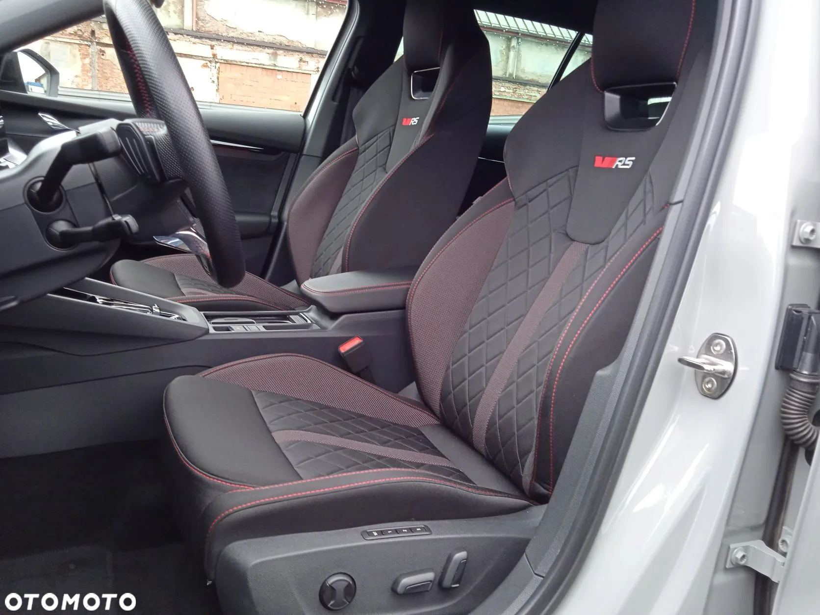 Skoda Octavia 2.0 TSI RS 245 DSG - 10