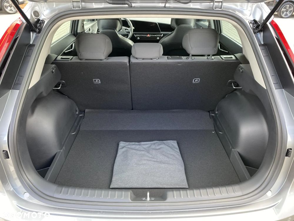 Kia Niro 1.6 GDI Hybrid M - 17