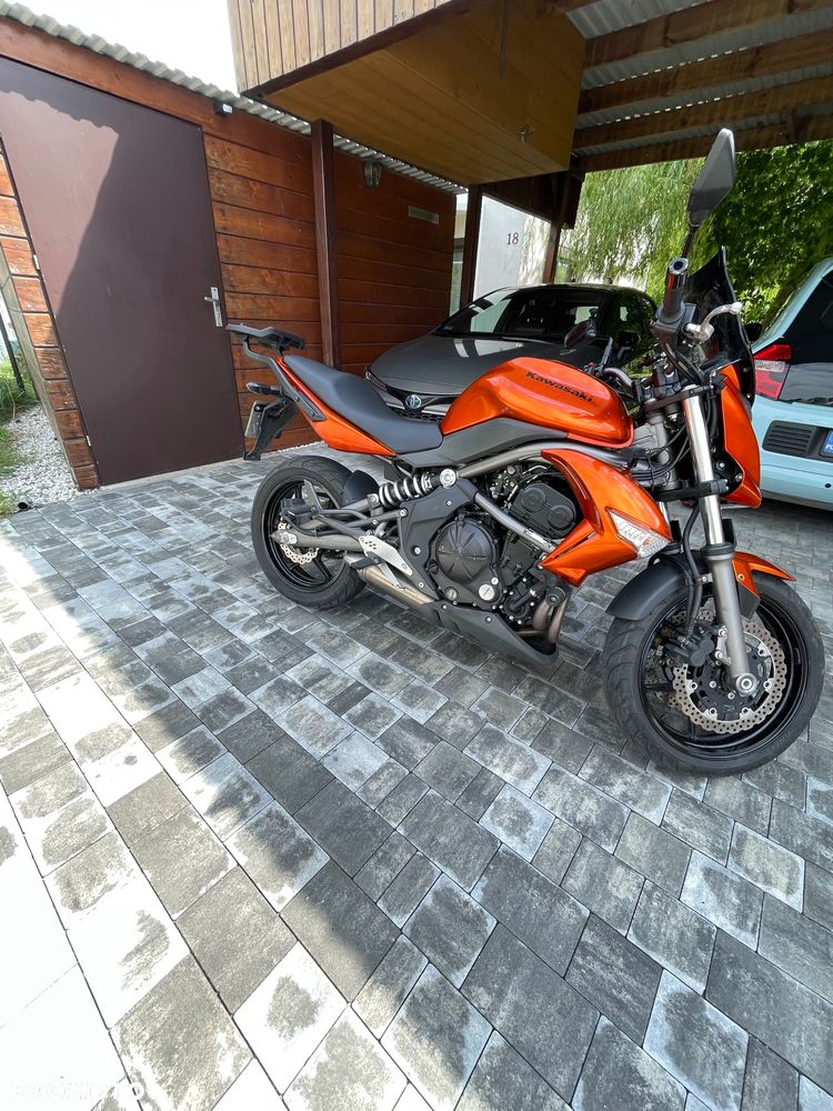 Kawasaki ER - 8