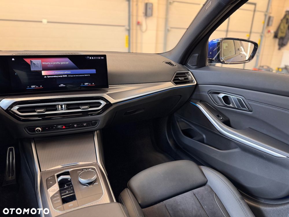 BMW Seria 3 320d xDrive M Sport sport - 17