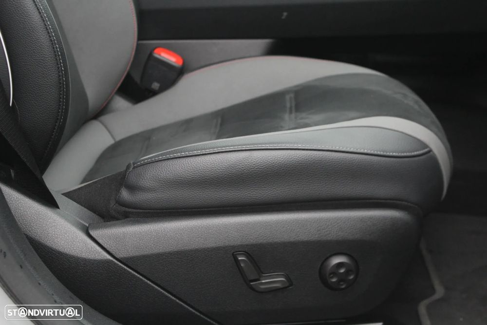 Mercedes-Benz EQE 300 AMG Line - 20