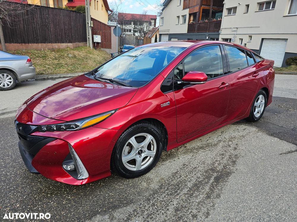 Toyota Prius (Hybrid) Life - 4