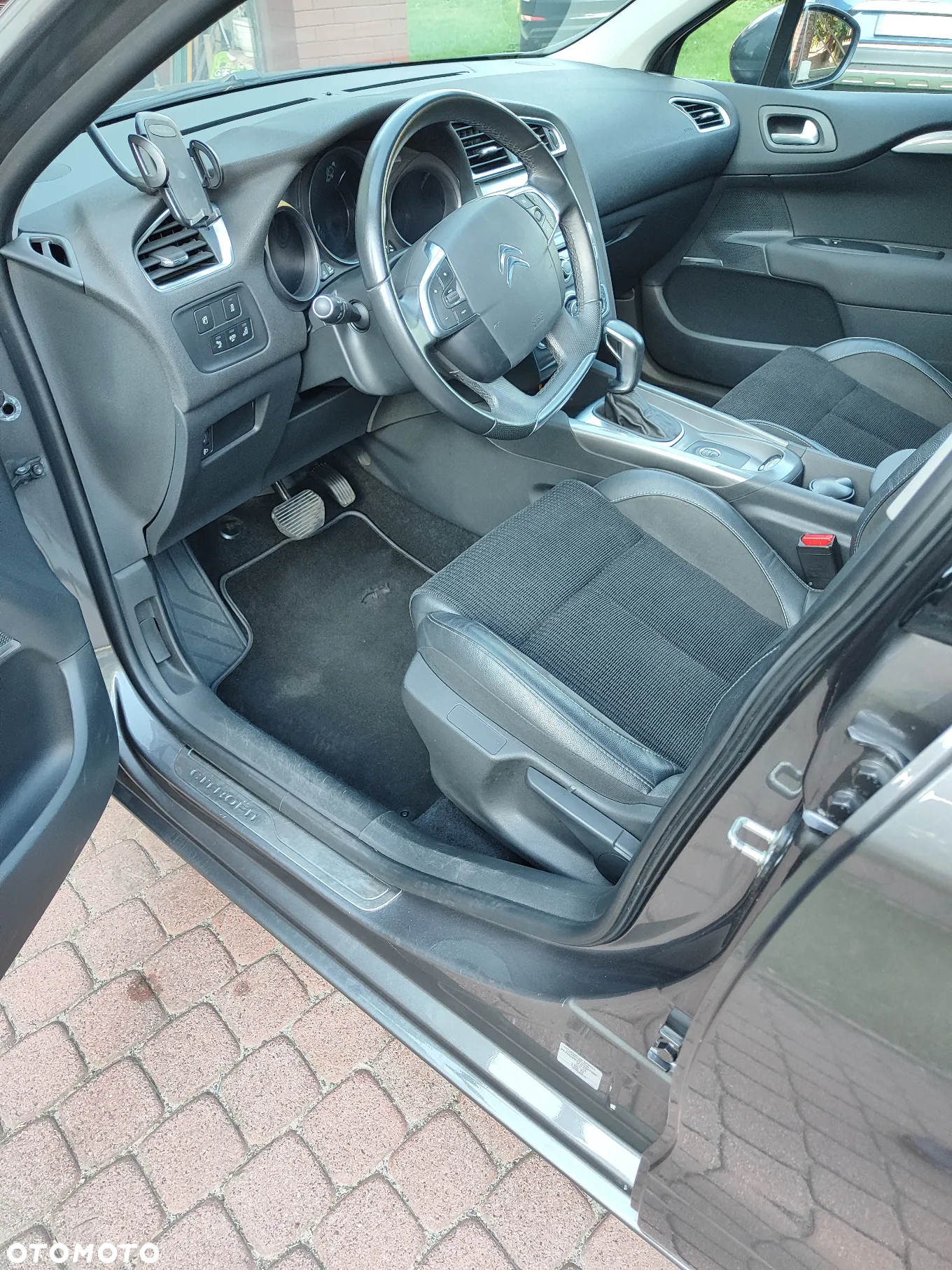 Citroën C4 1.2 PureTech Shine S&S EAT6 - 6