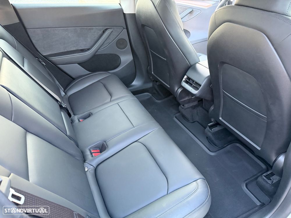 Tesla Model Y Long Range Tração Integral - 20