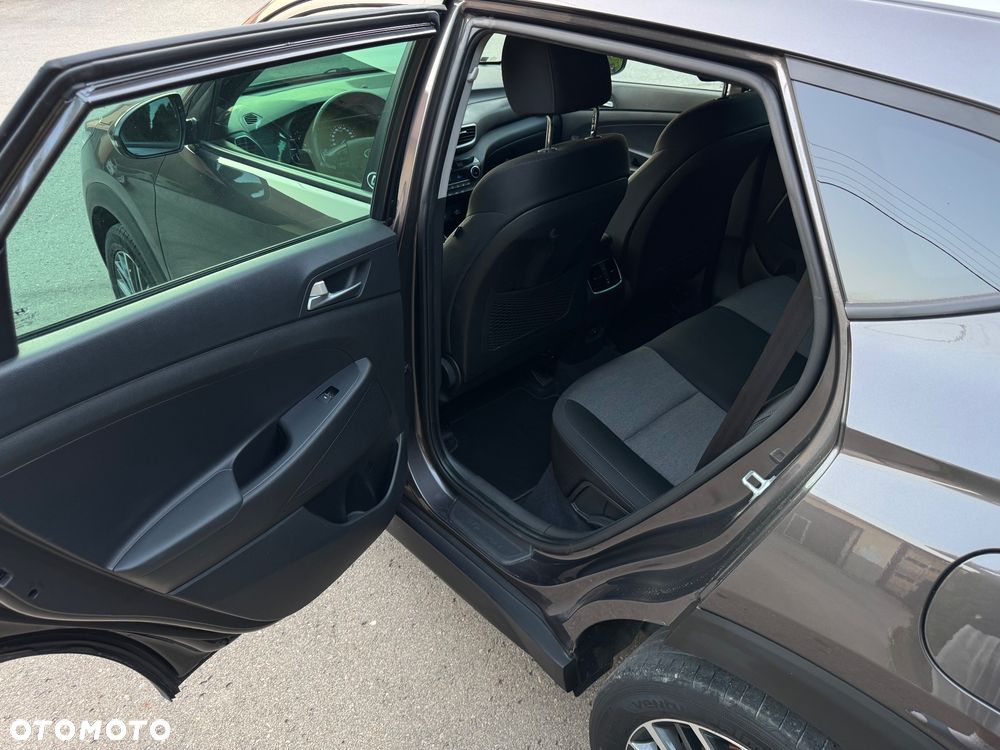Hyundai Tucson blue 1.6 CRDi 2WD Style - 23