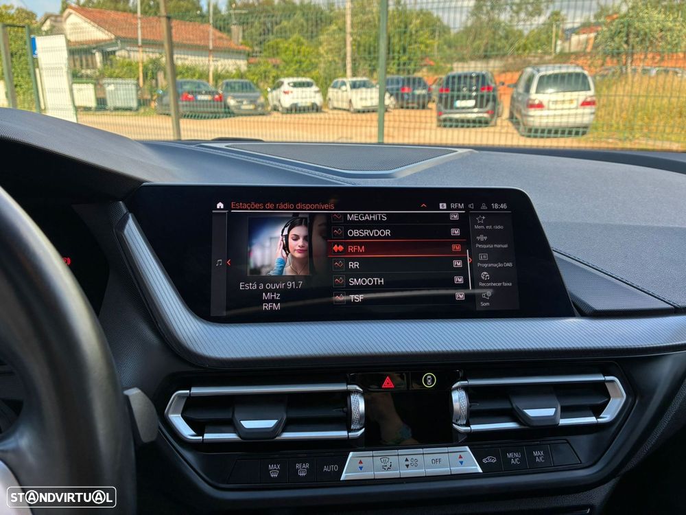 BMW 118 i Pack M Auto - 22